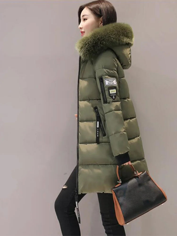 Elegant Fur-Collar Winter Parka