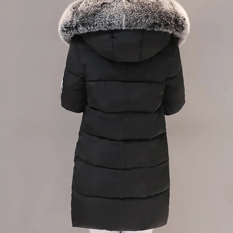 Elegant Fur-Collar Winter Parka