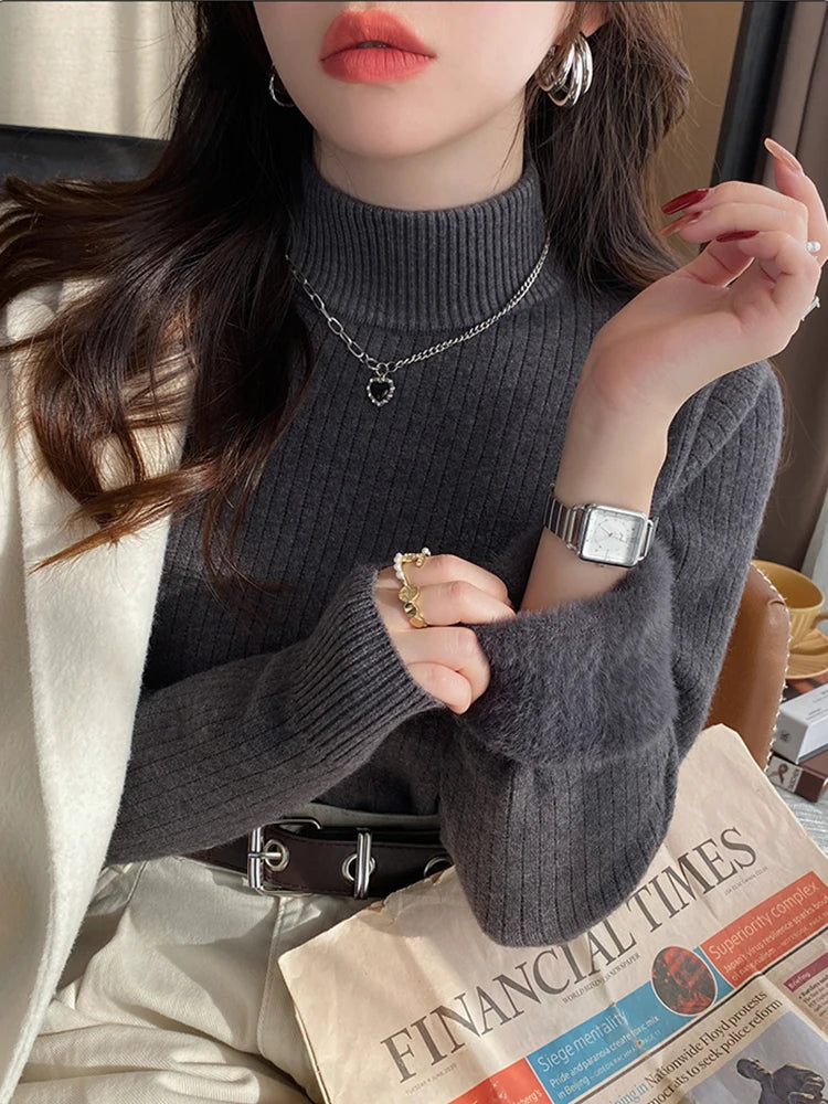 Chic Cozy Turtleneck Winter 2026