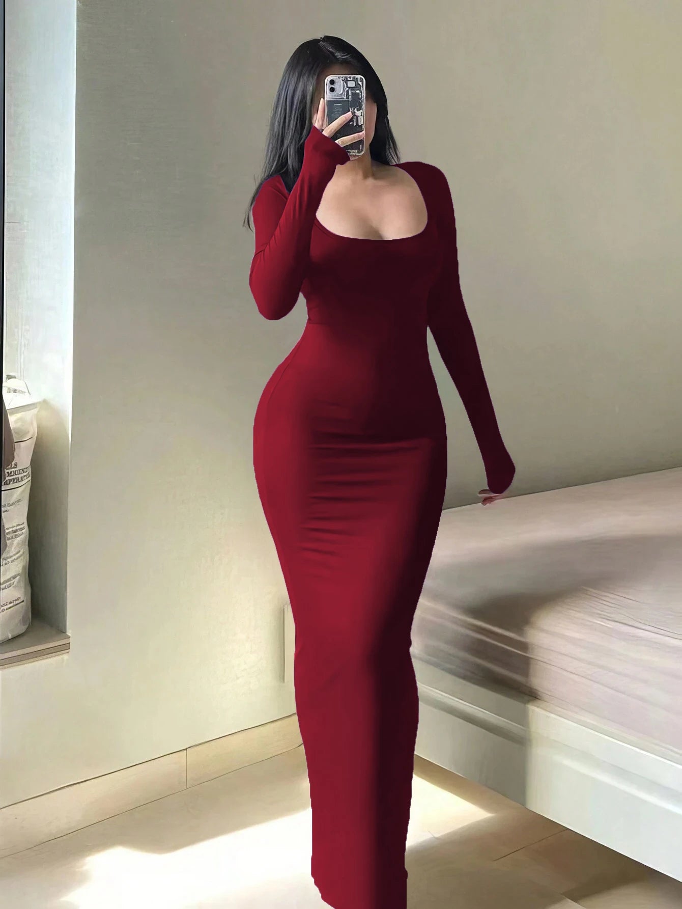 Women's Solid Color Bodycon Dress - Long Sleeve Scoop Neck